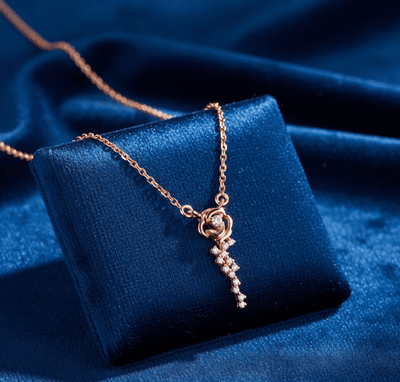 Rose Chic Pendant - Tresha