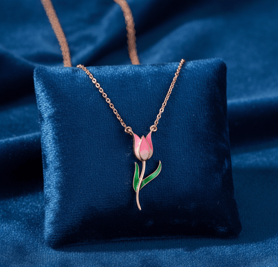Tia Floral Pendant - Tresha