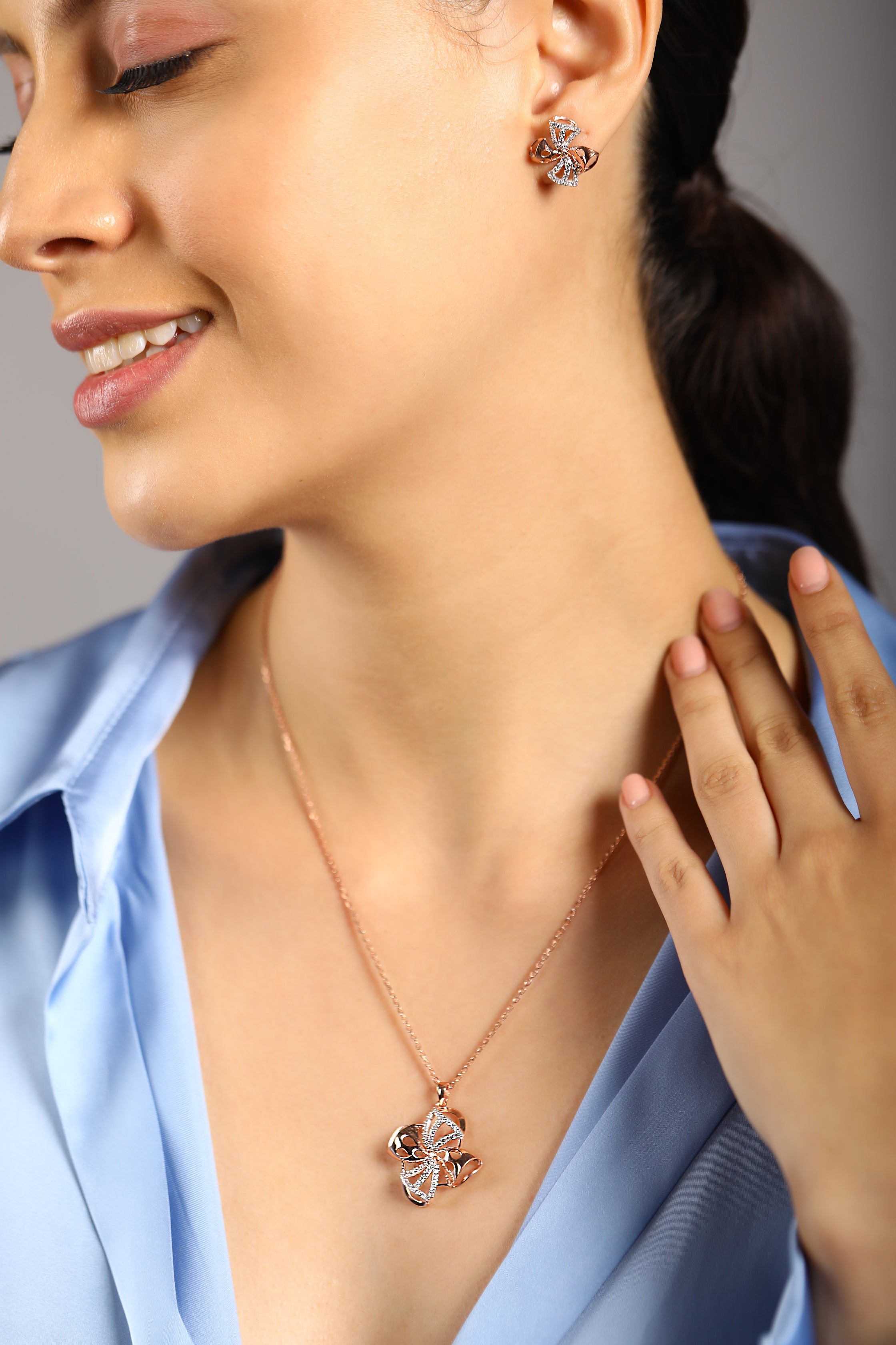 Liam Diamond Pendant Set